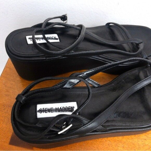 NWT Steve Madden Nadeen Platform Sandal 10 Black Faux Leather Flatform Strappy - Picture 4 of 8